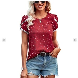 SHEIN Tulip Sleeve Heart Print Tee Medium